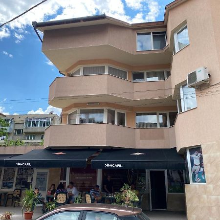 Стаи за гости Маринови Provadiya Экстерьер фото