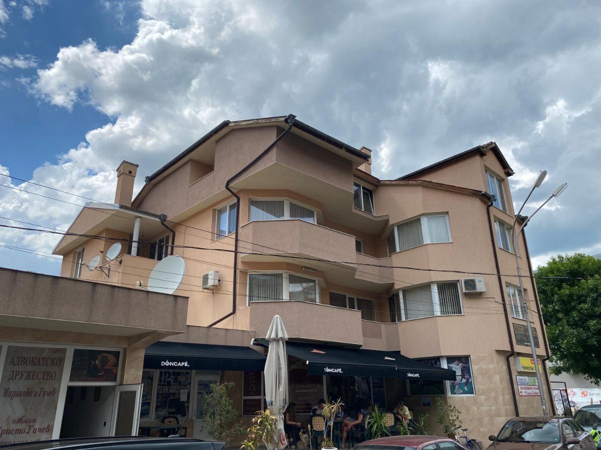 Стаи за гости Маринови Provadiya Экстерьер фото